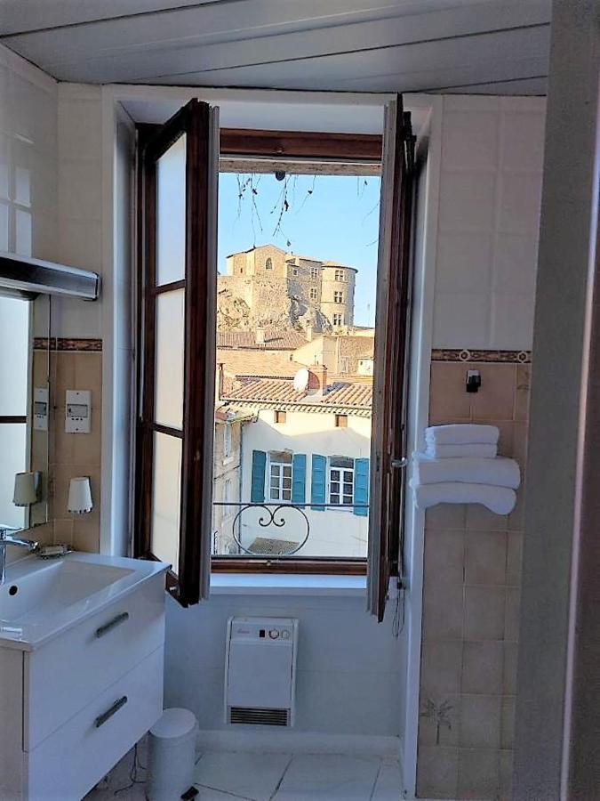 Alojamento de Acomodação e Pequeno-almoço Le Château 3*